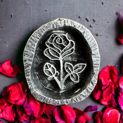 Roses Pewter