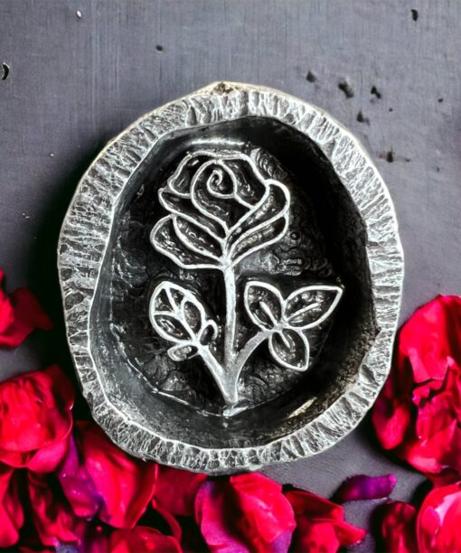 Roses Pewter