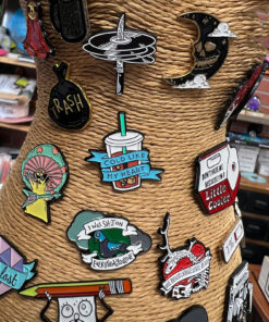 Pins & Buttons