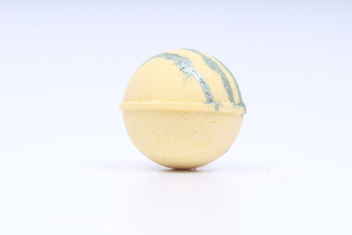 Green Tea and Lemon Bath Bomb (4.5oz)